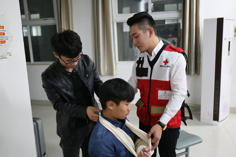 急救知识与技能考核图片二